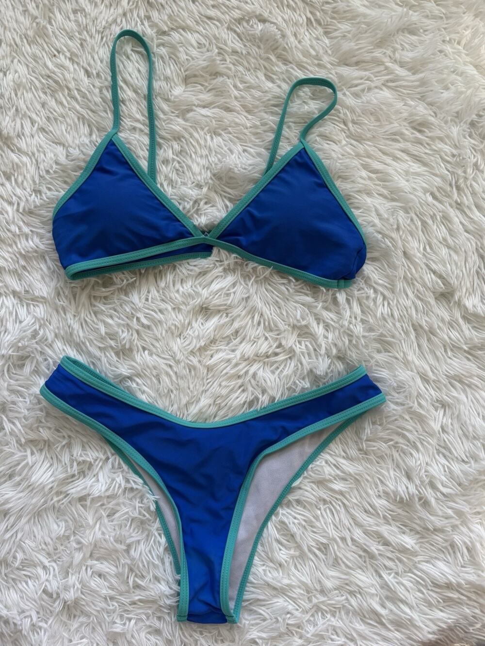 Shein Women’s M Blue & Aqua Two Pc. Bikini. Cute, Fun